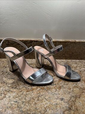BP Silver Metallic Block Heel Sandals for girls
